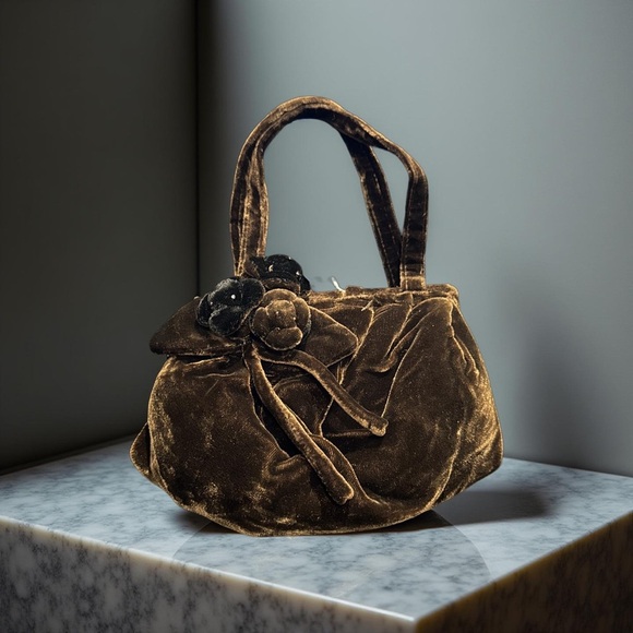 Luxurious Velvet Clutch in Rich Brown - Picture 1 of 8